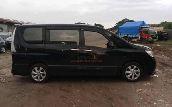 NISSAN SERENA HIGHWAY STAR