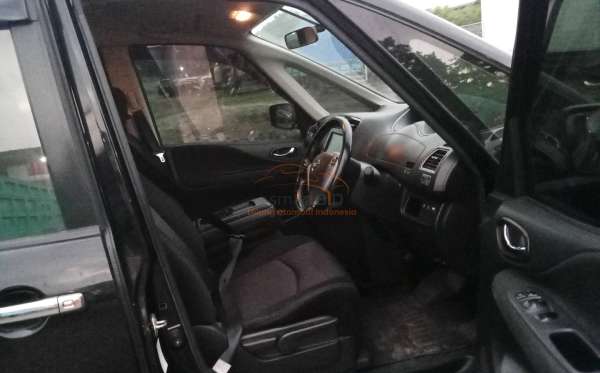 NISSAN SERENA HIGHWAY STAR