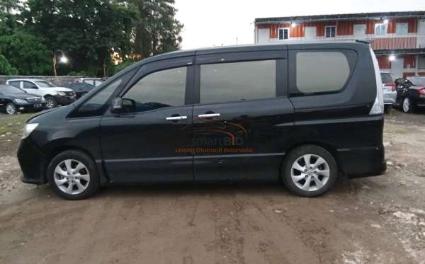 NISSAN SERENA HIGHWAY STAR