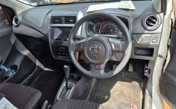 TOYOTA AGYA G A/T