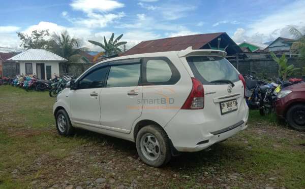 TOYOTA AVANZA