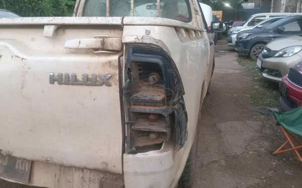 TOYOTA  HILUX  PICK UP 2.5 DSL
