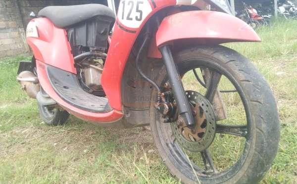 YAMAHA MIO FINO SPORTY 125 BLUE CORE