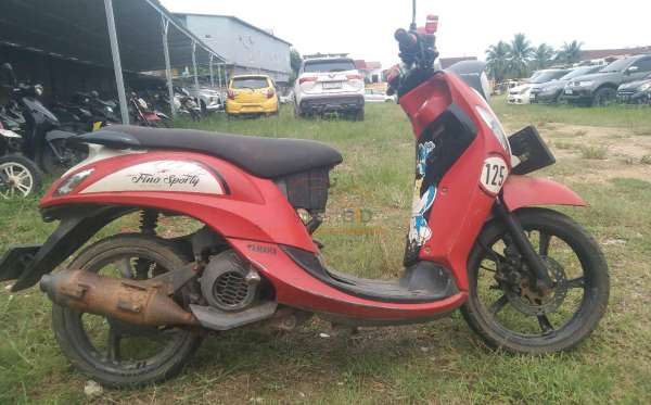 YAMAHA MIO FINO SPORTY 125 BLUE CORE