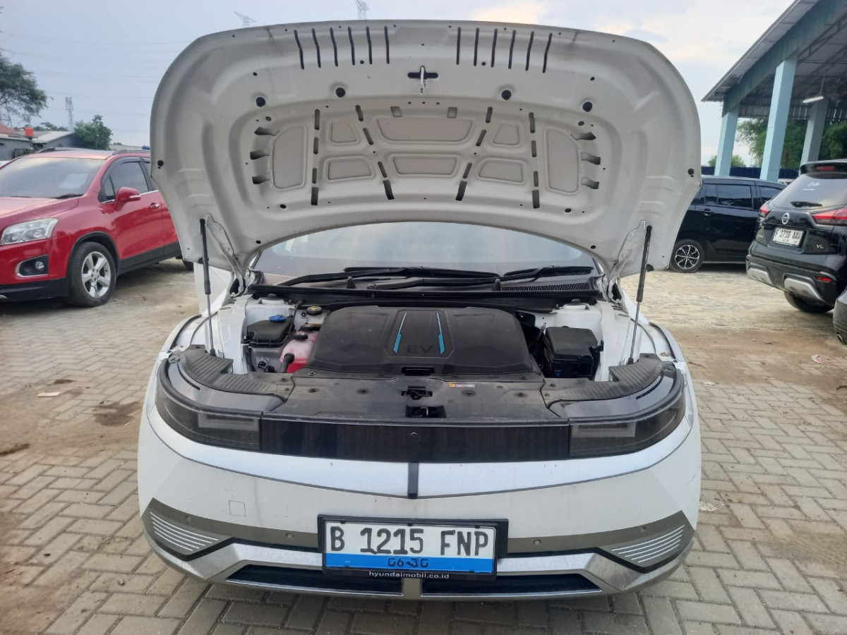 HYUNDAI  IONIQ  5 EV SIGNATURE