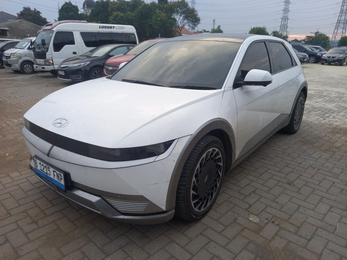 HYUNDAI  IONIQ  5 EV SIGNATURE