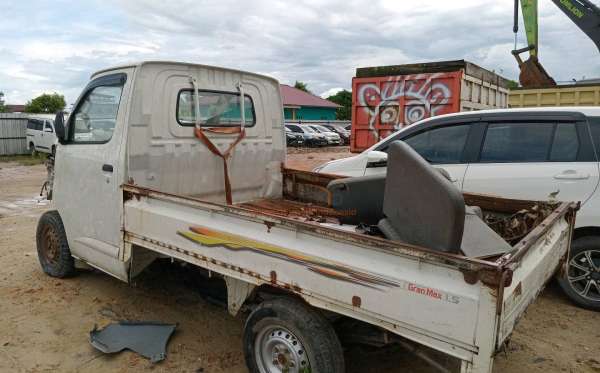 DAIHATSU  GRAN MAX  PICK-UP