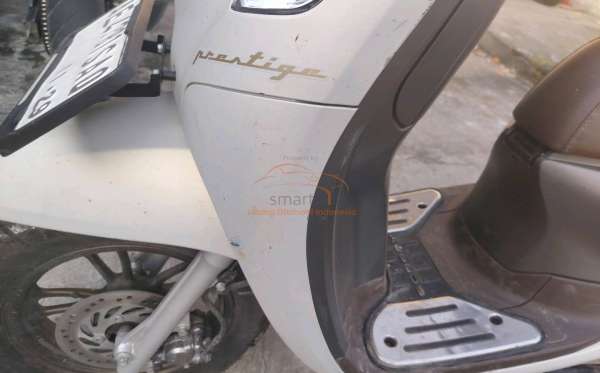 HONDA SCOOPY PRESTIGE