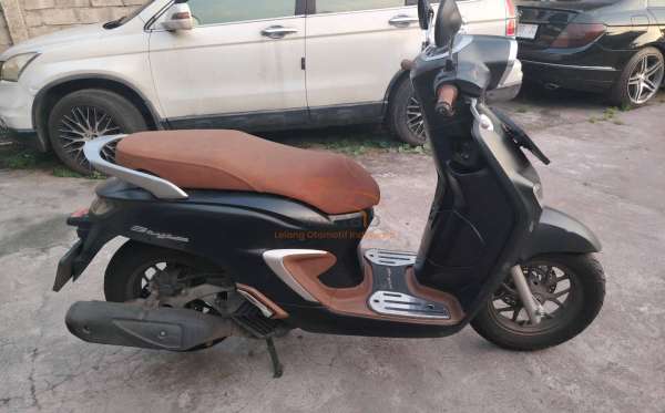 HONDA STYLO ABS