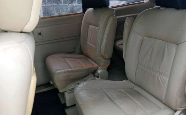 NISSAN SERENA HIGHWAY STAR
