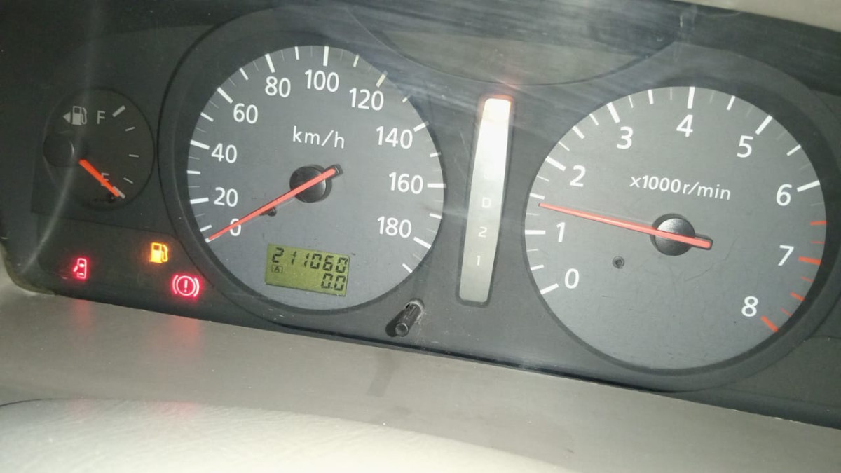 NISSAN SERENA HIGHWAY STAR