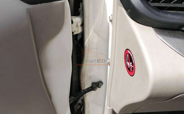 TOYOTA AVANZA