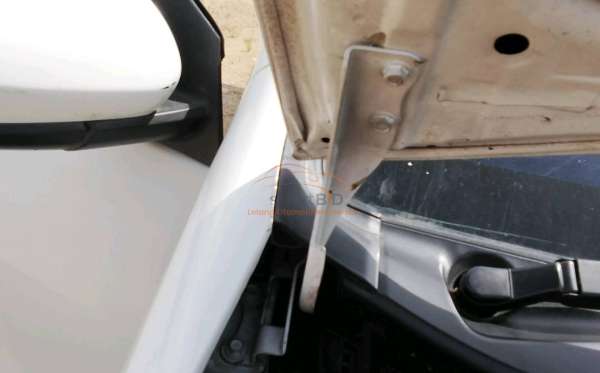 TOYOTA AVANZA