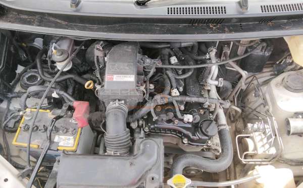 TOYOTA AVANZA
