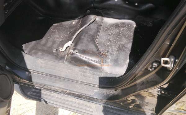 TOYOTA FORTUNER G 2.4