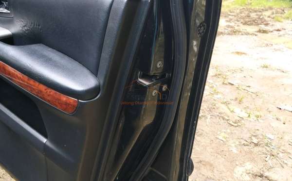 TOYOTA  HARRIER  2.4