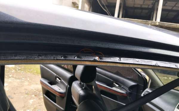 TOYOTA  HARRIER  2.4