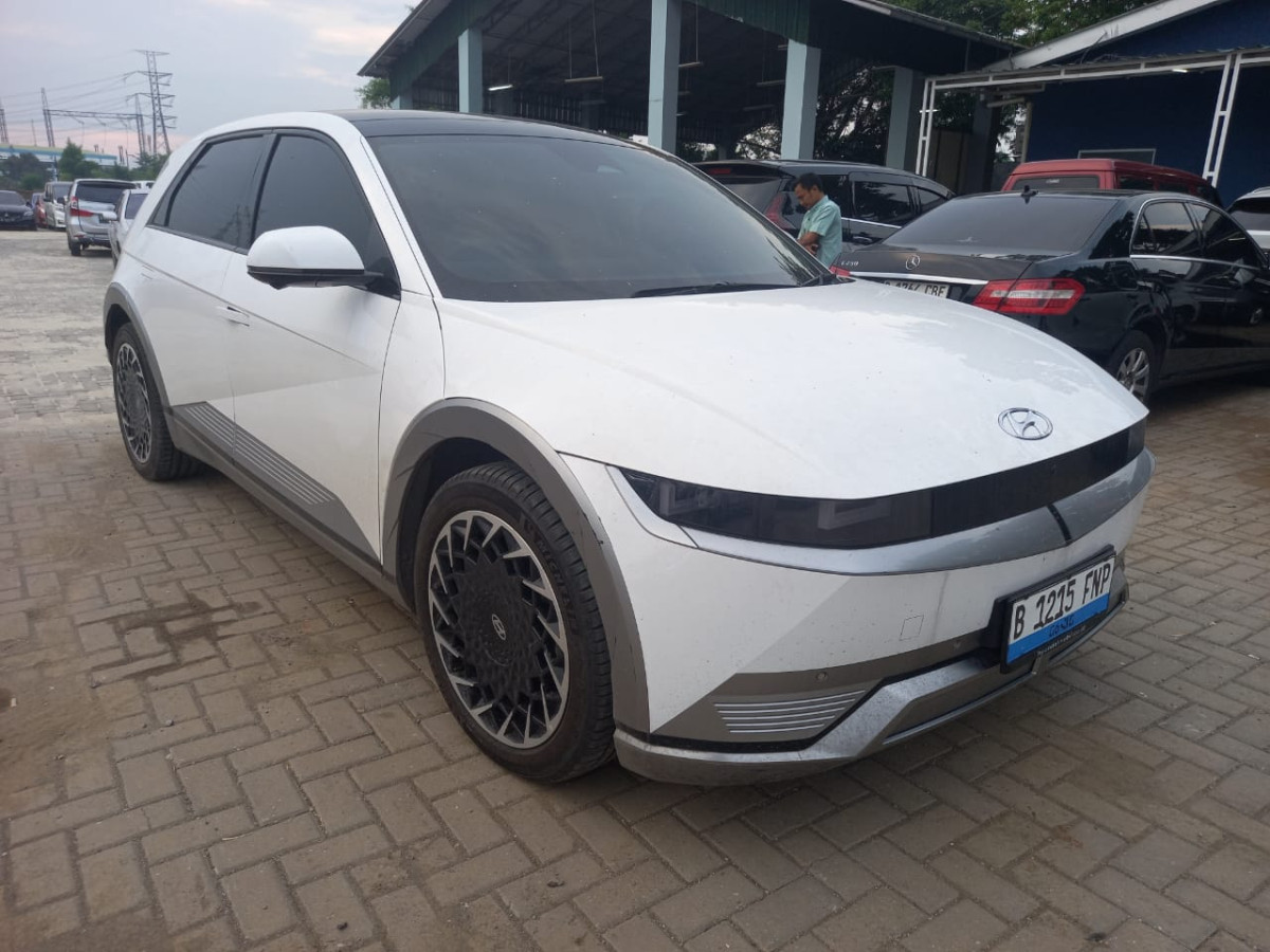 HYUNDAI  IONIQ  5 EV SIGNATURE