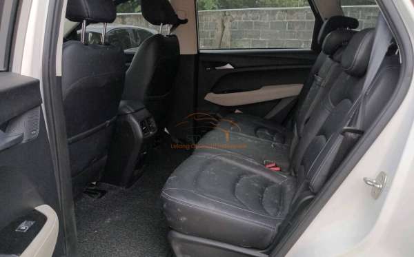 WULING ALMAZ 1.5L T LUX