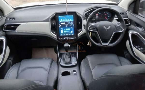 WULING ALMAZ 1.5L T LUX