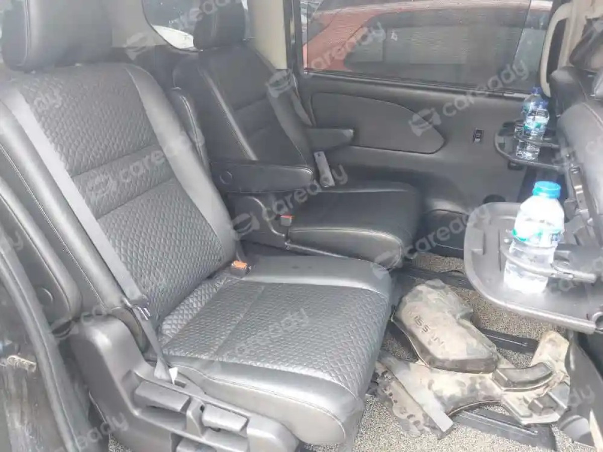 NISSAN SERENA  HIGHWAY STAR