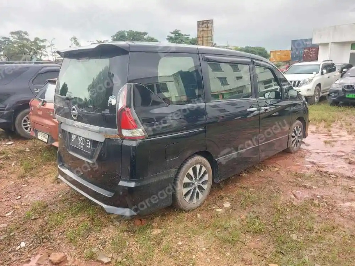 NISSAN SERENA  HIGHWAY STAR