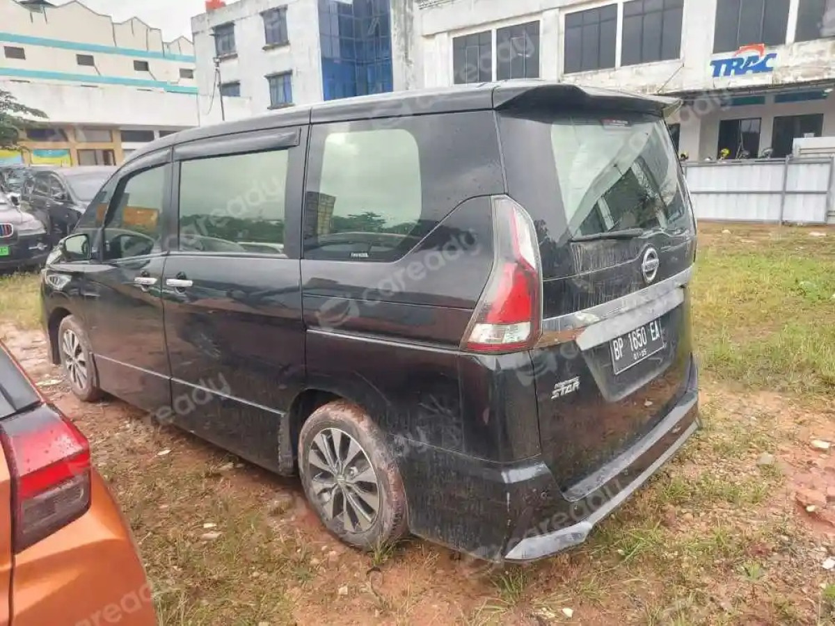 NISSAN SERENA  HIGHWAY STAR