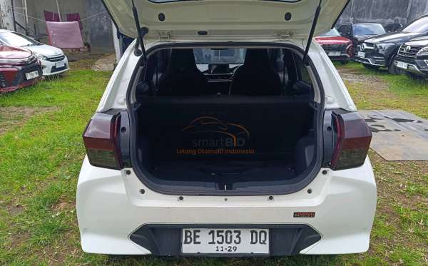 DAIHATSU AYLA 1.0 M