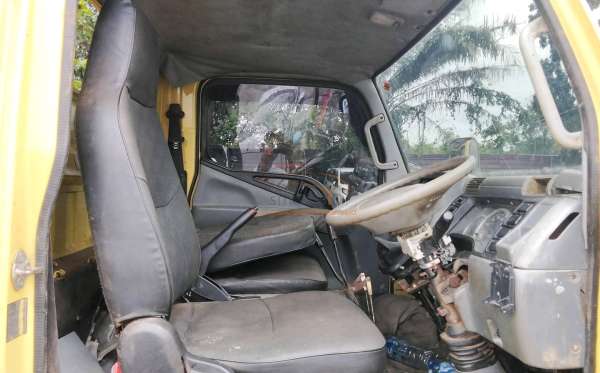 MITSUBISHI  FE  74 HD