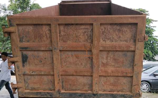 MITSUBISHI  FE  74 HD