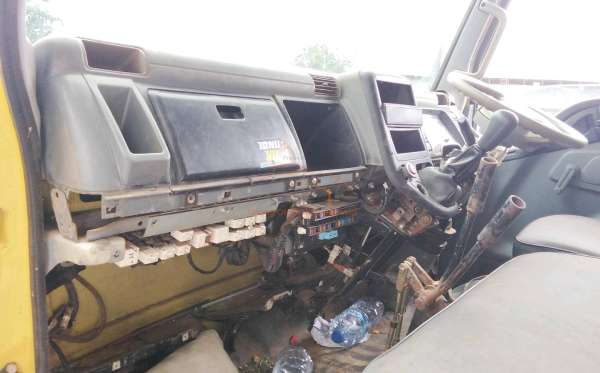 MITSUBISHI  FE  74 HD