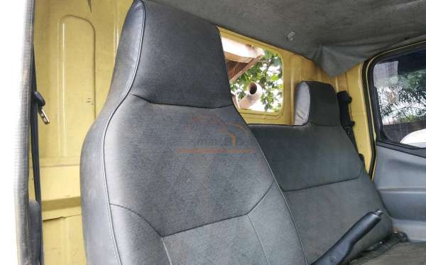 MITSUBISHI  FE  74 HD