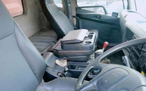 MITSUBISHI FN 62 F HD 6X4 DUMP