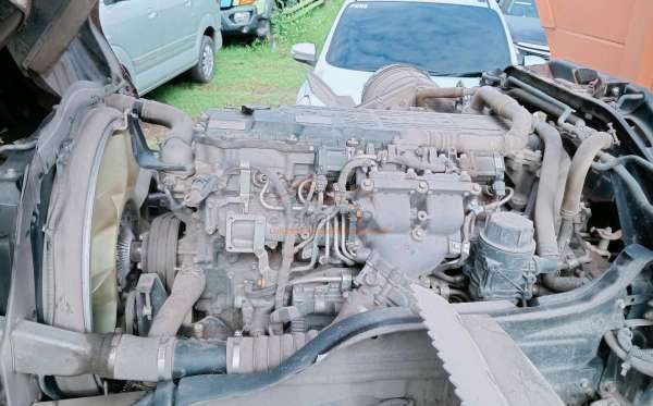 MITSUBISHI FN 62 F HD 6X4 DUMP