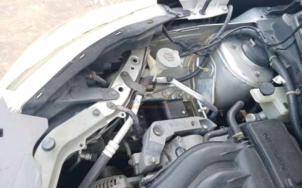 NISSAN GRAND LIVINA 1.5 SV