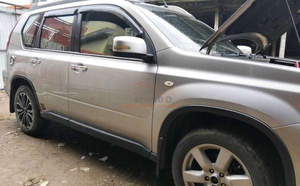 NISSAN X TRAIL XT