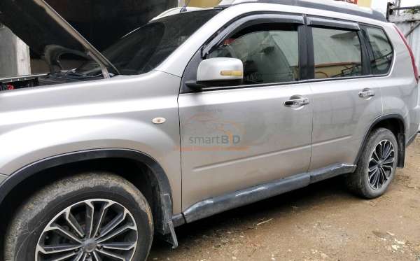 NISSAN X TRAIL XT
