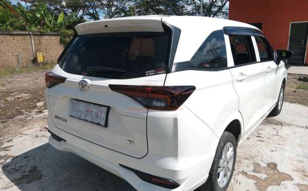 TOYOTA AVANZA 1.3 E