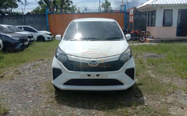 DAIHATSU  SIGRA  X
