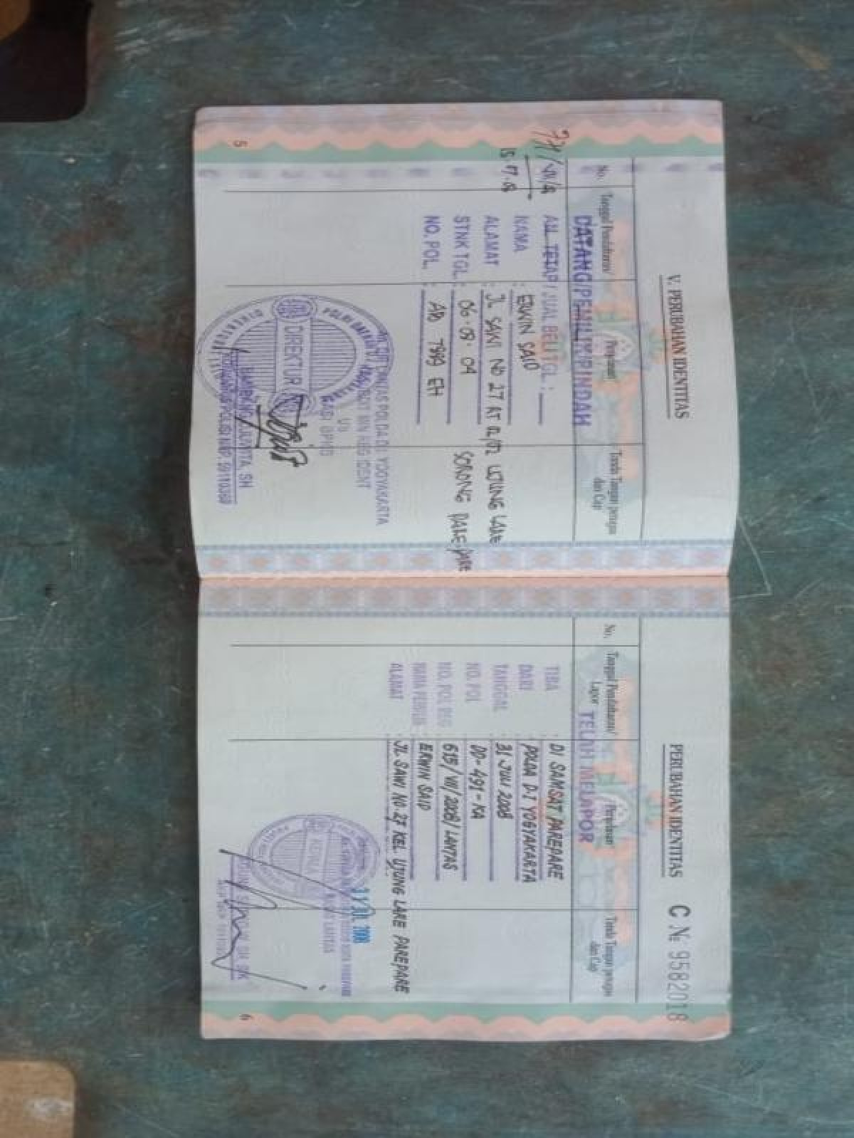 TOYOTA  KIJANG  KF83