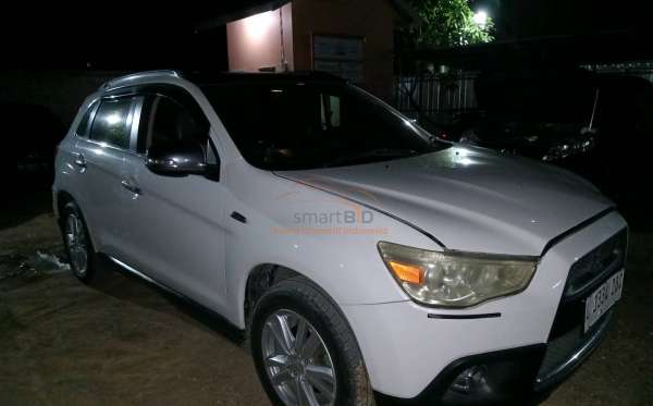 MITSUBISHI OUTLANDER SPORT