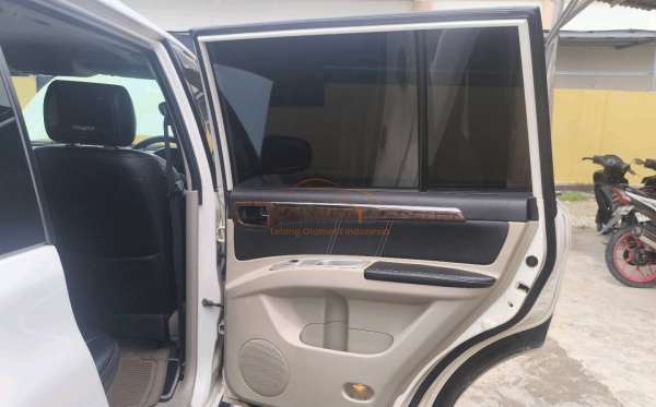 MITSUBISHI PAJERO SPORT 2.5 HP-E (4X2)