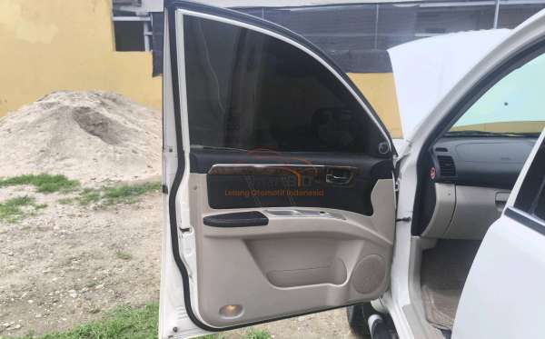 MITSUBISHI PAJERO SPORT 2.5 HP-E (4X2)