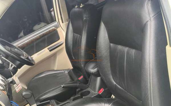 MITSUBISHI PAJERO SPORT 2.5 HP-E (4X2)