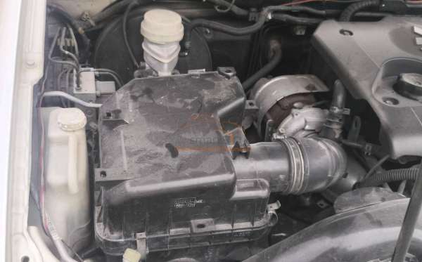 MITSUBISHI PAJERO SPORT 2.5 HP-E (4X2)