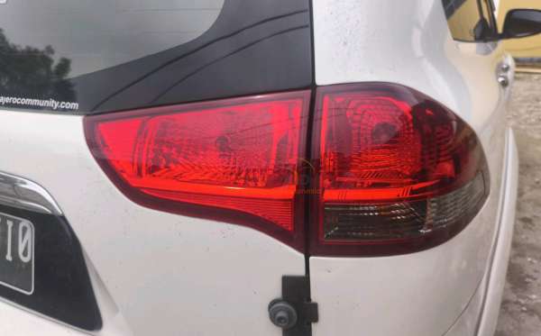 MITSUBISHI PAJERO SPORT 2.5 HP-E (4X2)