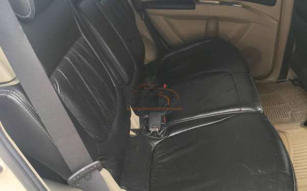 MITSUBISHI PAJERO SPORT 2.5 HP-E (4X2)