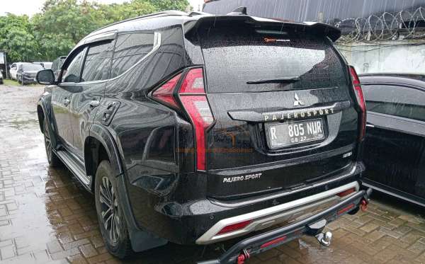 MITSUBISHI PAJERO SPORT 2.4L DAKAR-L (4X2)