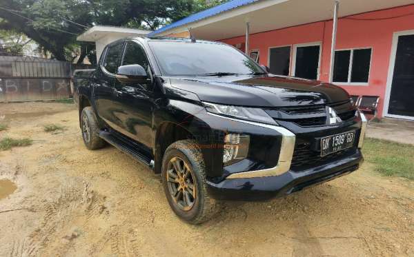 MITSUBISHI DC EXCEED (4X4)