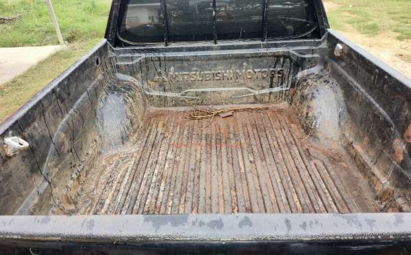 MITSUBISHI DC EXCEED (4X4)